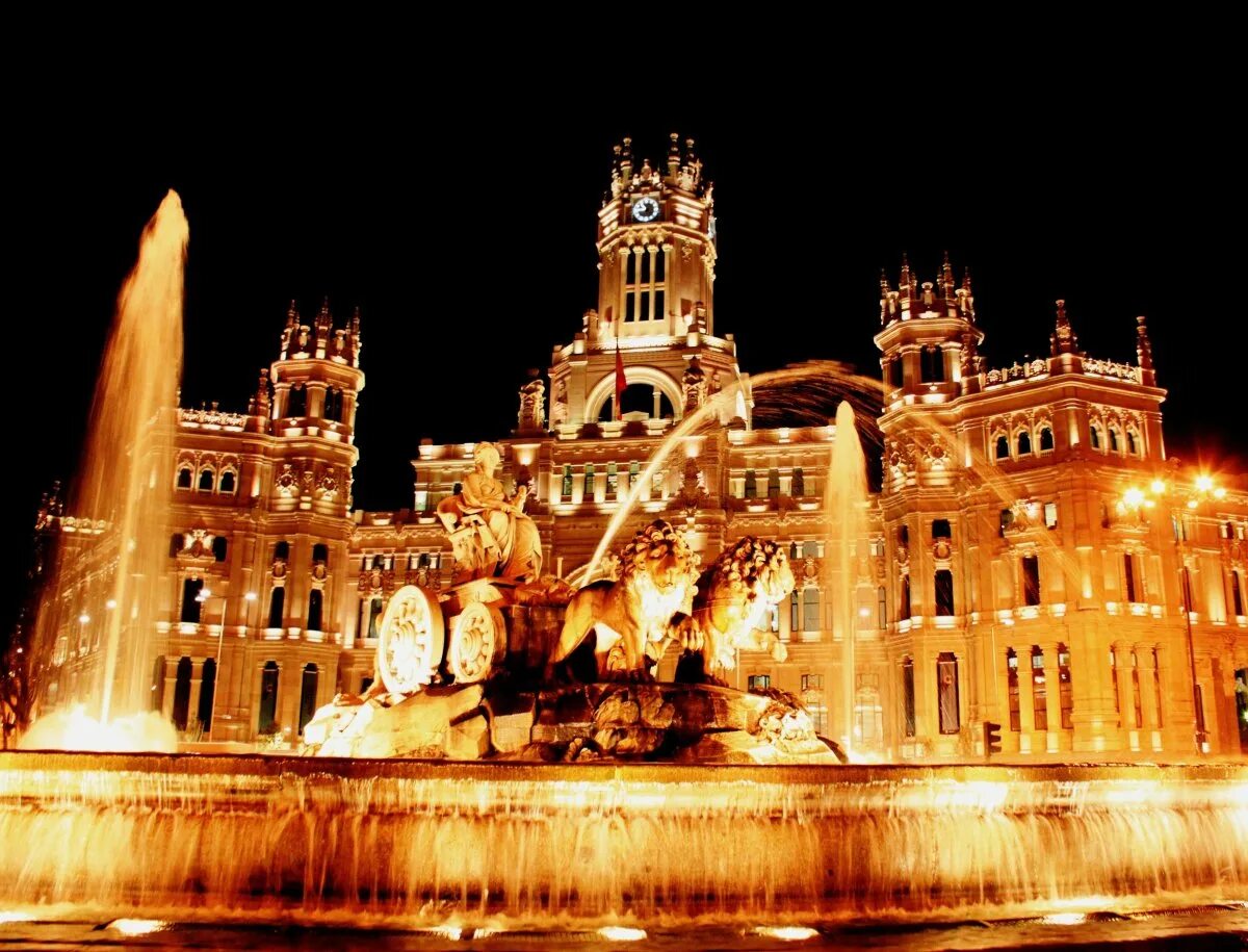 Города испании для жизни. Толедо Мадрид. Королевство Испания Мадрид. Мадрид Испания достопримечательности. Италия Испания Мадрид.