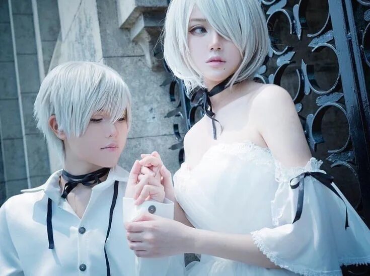 Automata cosplay. Косплей 2b и a2 NIER: Automata. 9s ниер косплей. Ниер аутомата косплей.