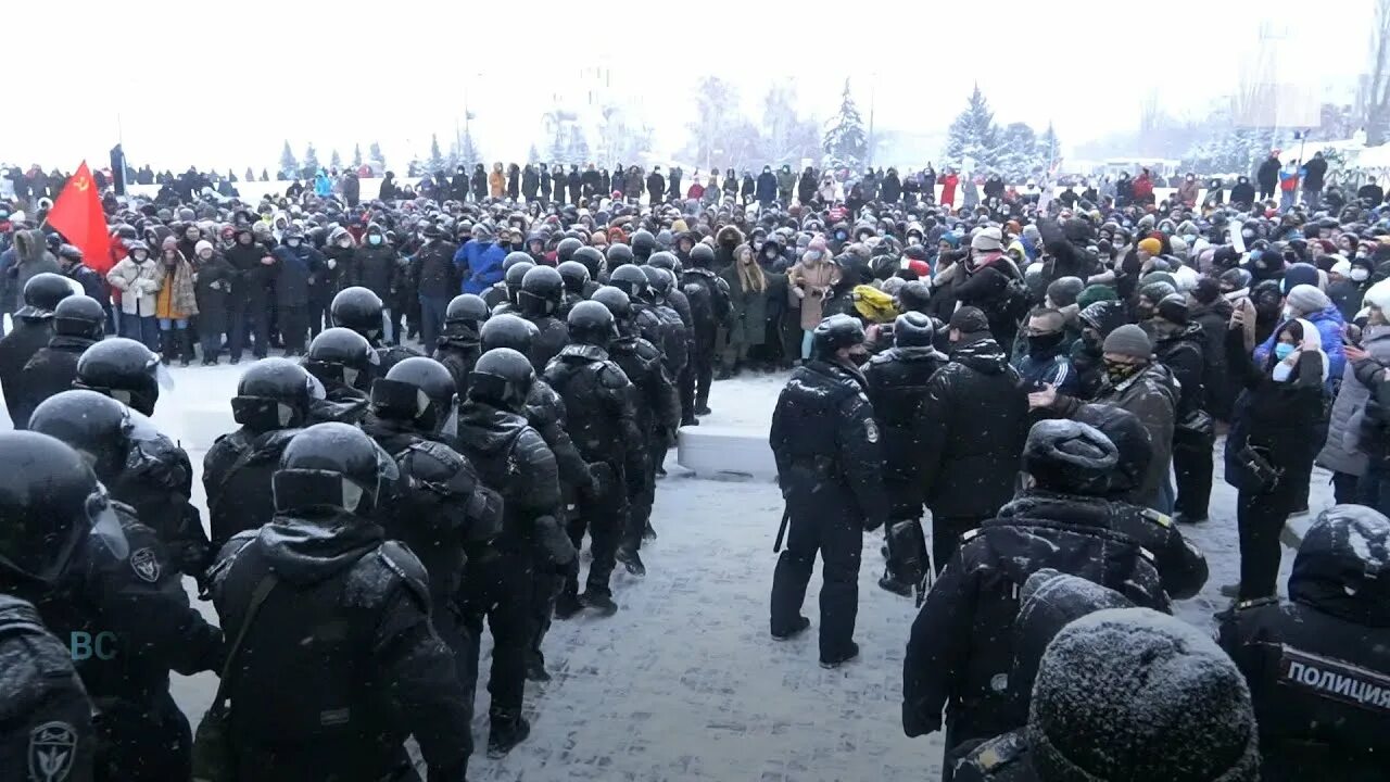 Митинг за Навального в Самаре 2021. Митинг в Самаре. Митинг Навального в Самаре. Митинги Россия Самара. Митинги видео прямая