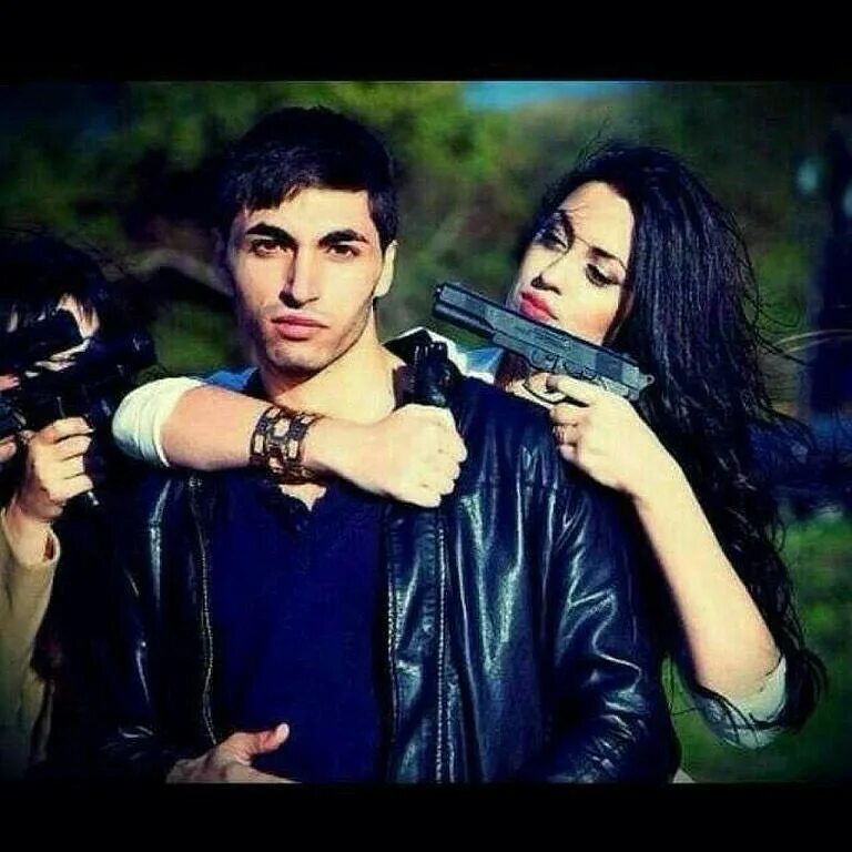 Самая красивая армянская пара. Кавказские пары. Кавказские пары. Кавказские парни. Красивые пары кавказа.