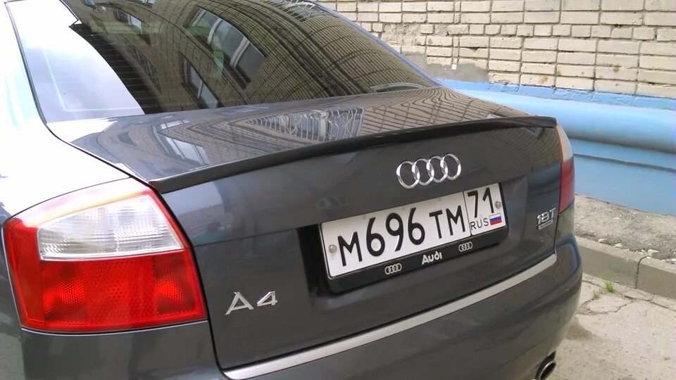 Спойлер лезвие Audi a4 b6. Лип спойлер Ауди а4 б6. Задний спойлер Ауди а4 б6. Ауди а4 б5 спойлер на багажник.