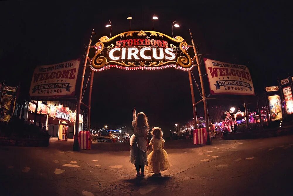 R 34 the amazing circus. Big Apple Circus. Арт Циркус групп Москва. Circus in провинция. Circus Circus Грузия.