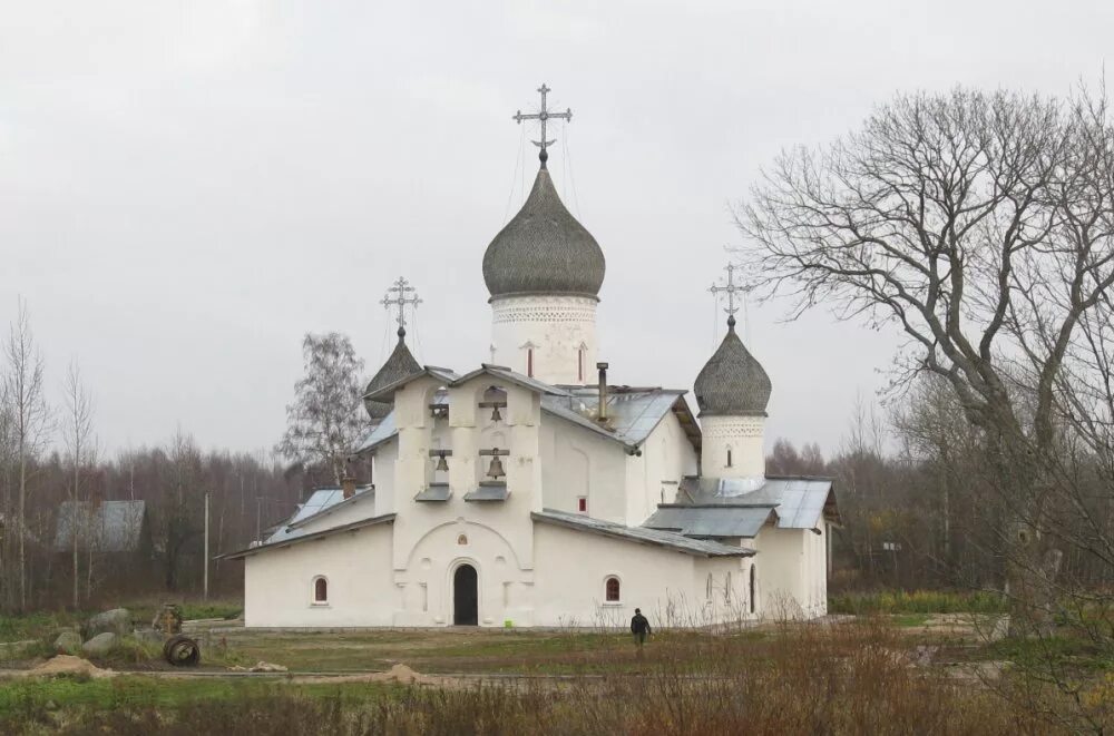 Зимние псков, изборск, печоры. Остров коневец. Псков кром зимой. "вольный странник" туроператор. Паломник муром.