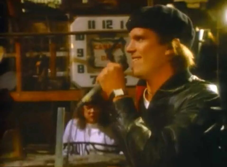 Tiger песня из рокки. Survivor 1982. Eye of the Tiger клип. Survivor Eye of the Tiger 1982. Eye of the Tiger Survivor Cover.