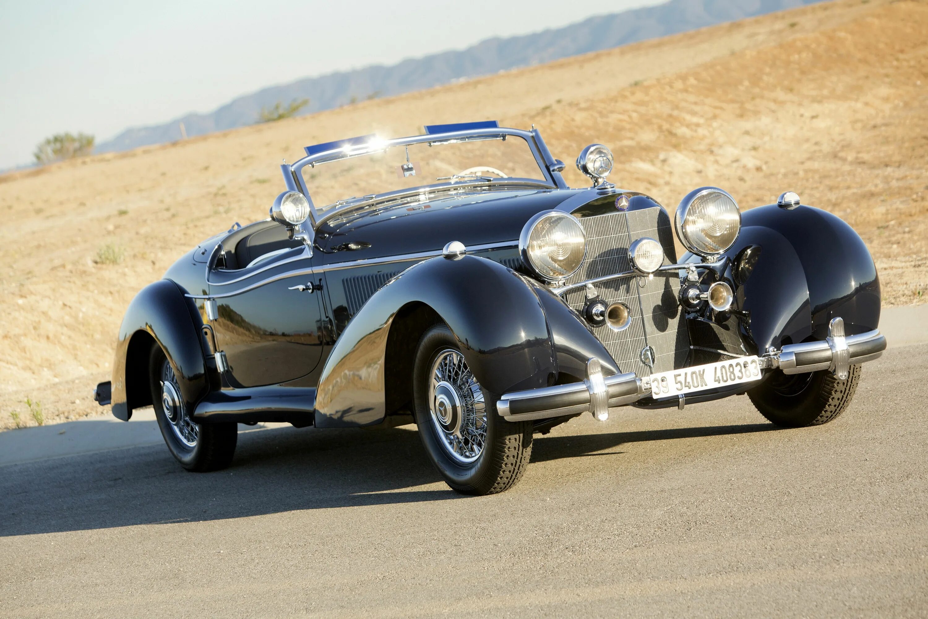 Первые немецкие автомобили. Mercedes Benz 1939. Mercedes-Benz 540k. Mercedes 540k Special Roadster. Mercedes 540k.