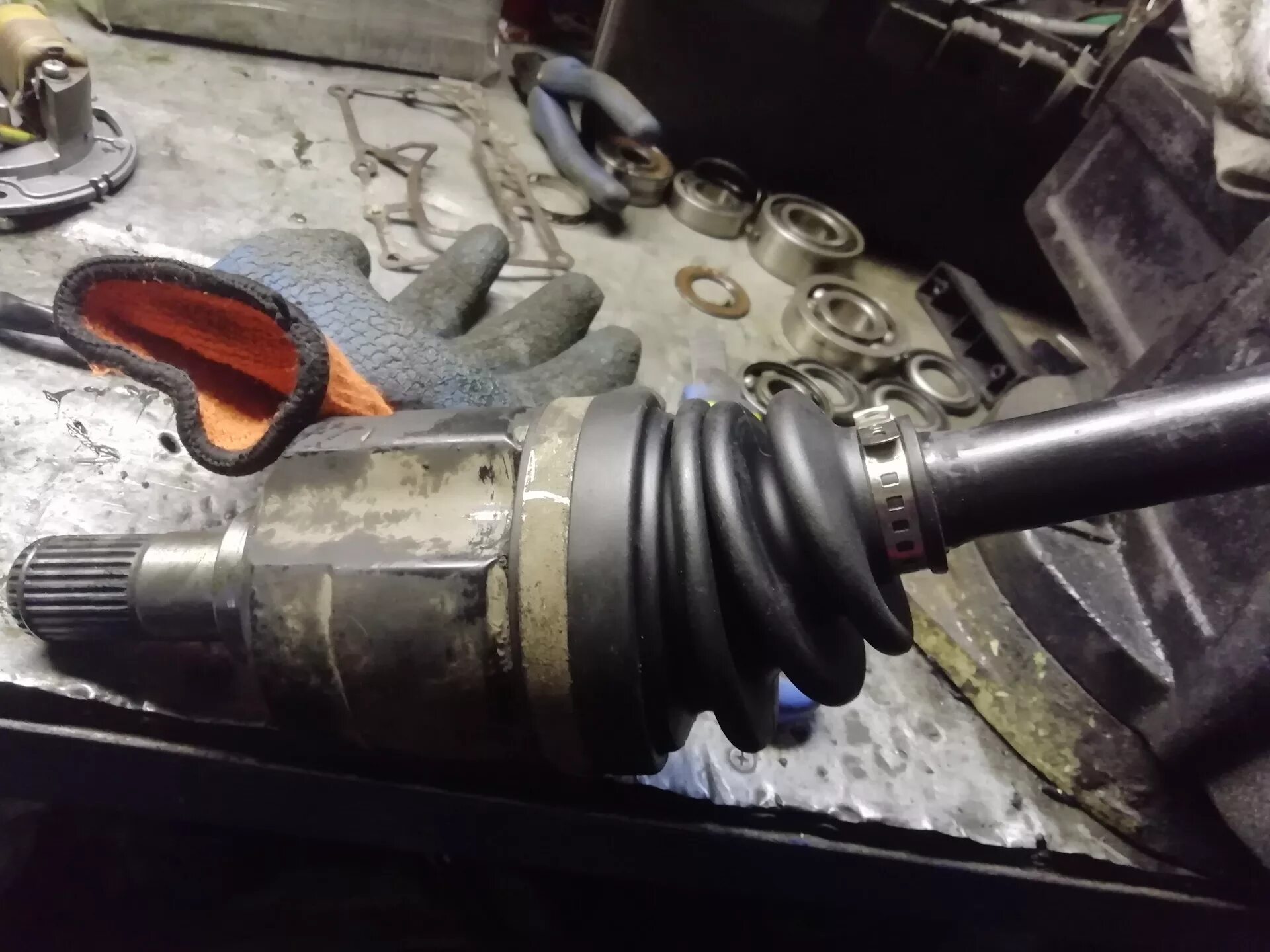 Шрус honda accord 2020. Пыльник заднего шруса дастер. Внутренний шрус бмв е39. Пыльник шруса сузуки гранд витара 2008. Пыльник заднего внутреннего шруса.