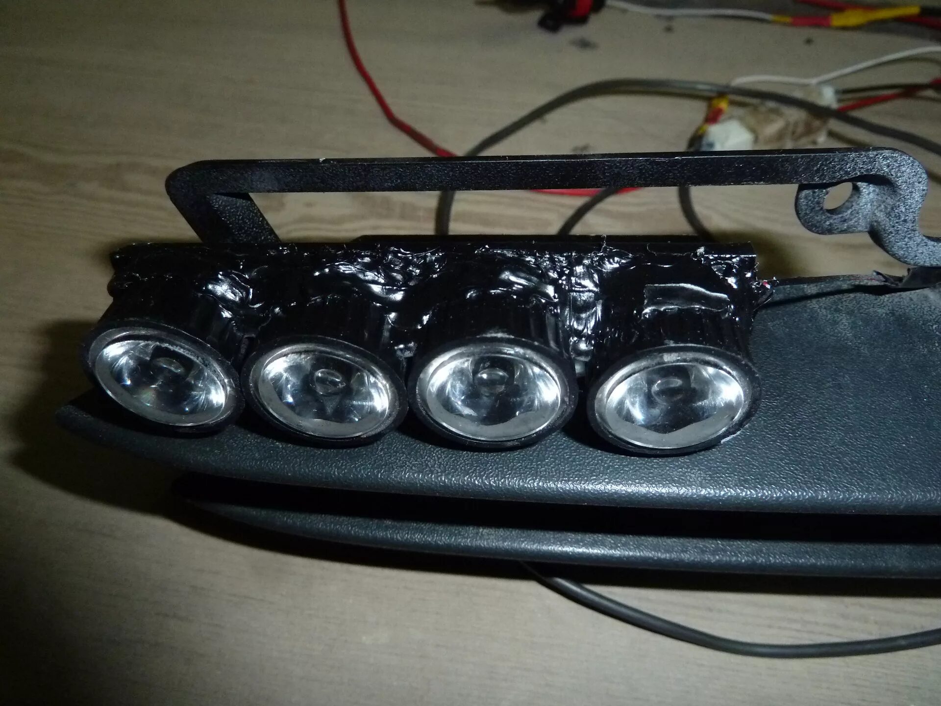 Кольца в фары приора-2. Сделать фару своими руками. Ангельские глазки из оргстекла. Ангельские глазки на ниву 21213. Сделать фару своими руками.