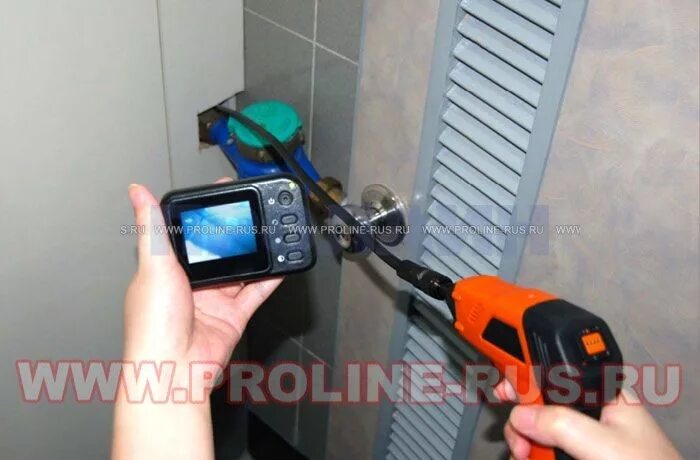 Как установить скрытую камеру в ванной