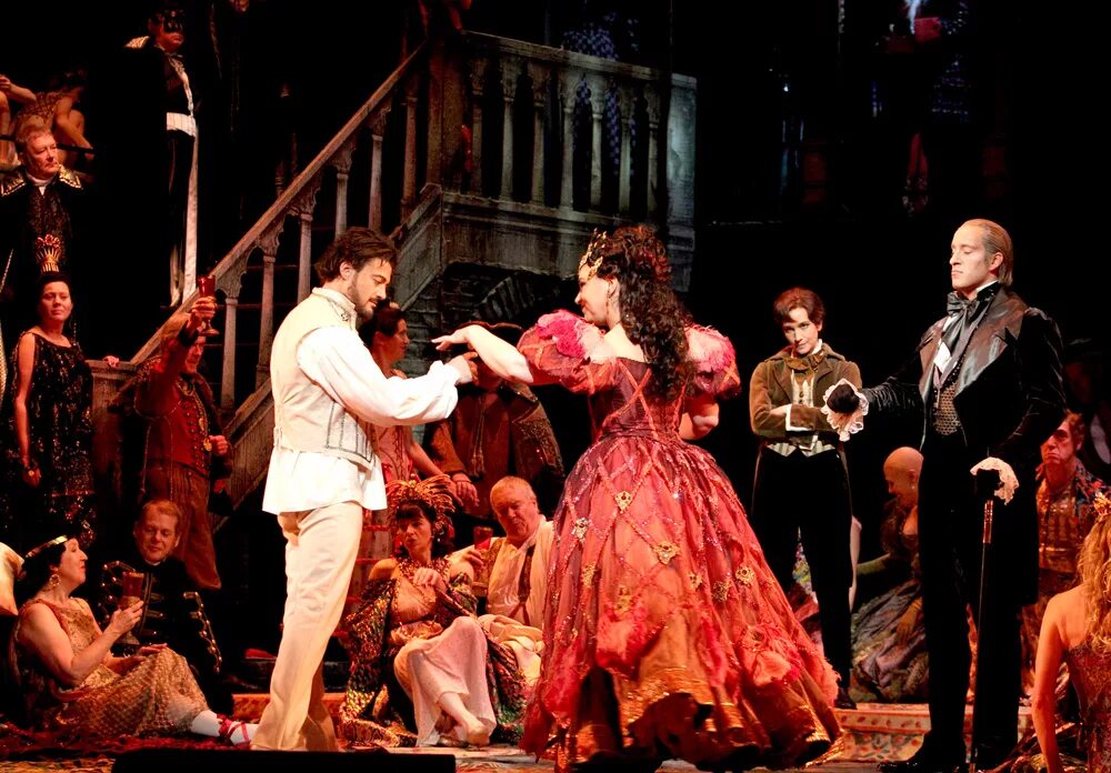 Оперные прослушивания. Стиффелио новая опера фото со спектакля. Lelisir damore опера. Санько анатолий константинович консерватория. Оперные прослушивания.