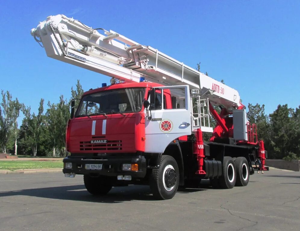 Автолестница ал 30 зил 131. Ал-50 (камаз 65115) пожарная техника. Пожарный подъемник бронто скайлифт 1/43. Автолестница ал50 камаз 65115. Автолестница ал-30 «ивеко-магирус».