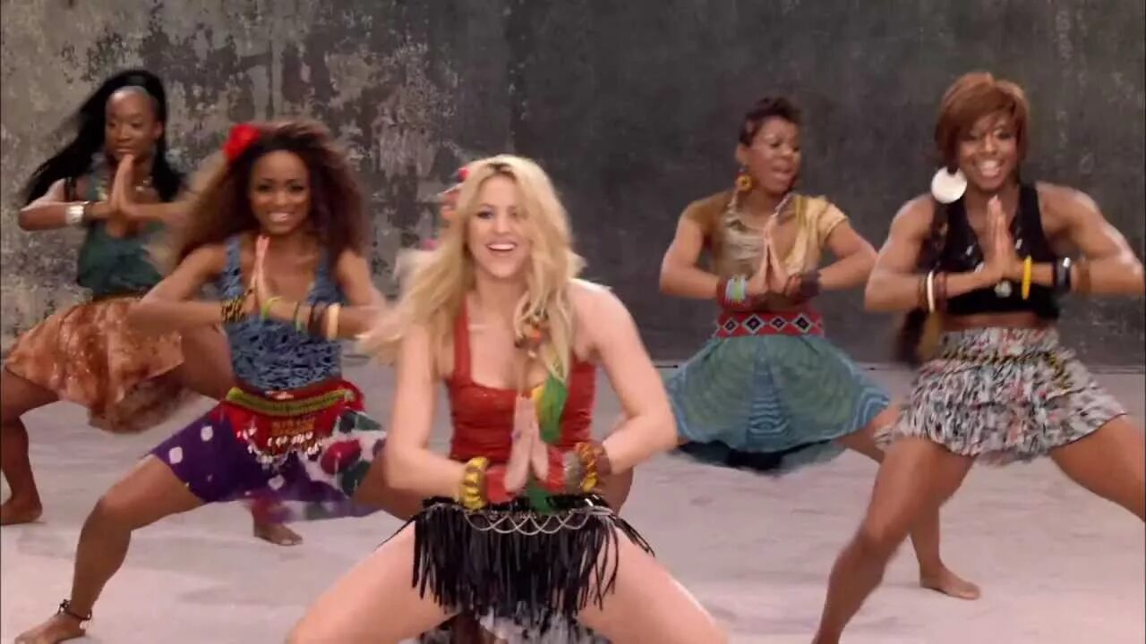 Shakira africa. Shakira 2010 Waka Waka. Shakira Waka Waka фото.