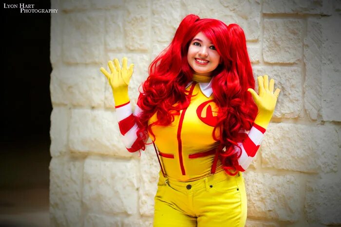 Mcdonalds cosplay. Рональд Макдональд косплей. Рональд Макдональд фем. Fem Ronald MCDONALD. Рональд Макдональд фем арт.