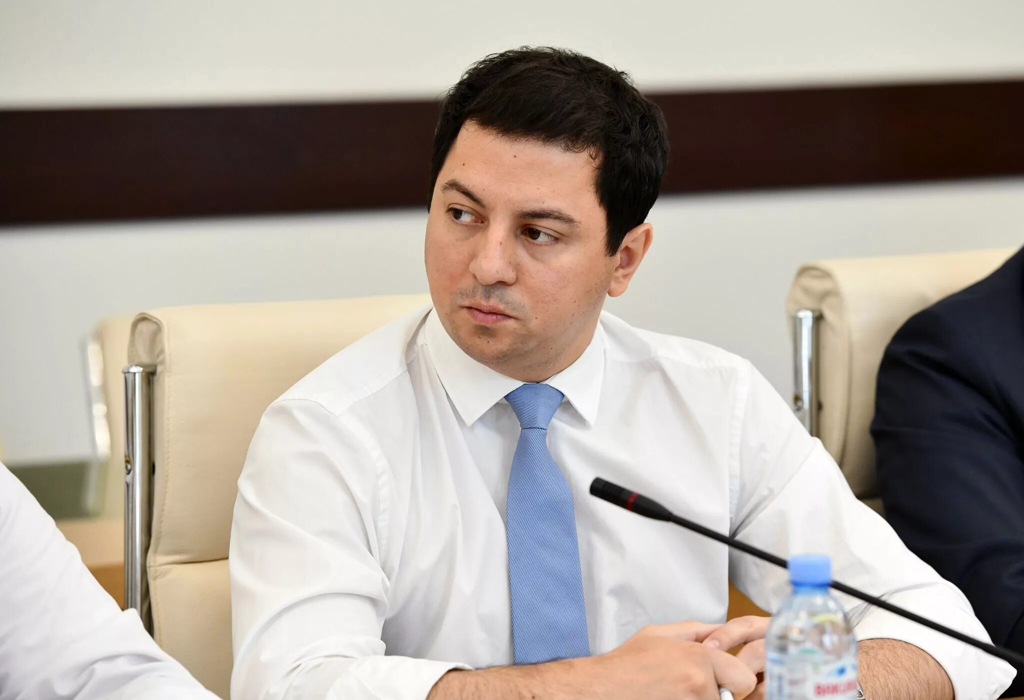 Папуашвили спикер. Арчил талаквадзе. Вице-спикер парламента грузии арчил талаквадзе. Председатель парламента грузии. Каха кучава.