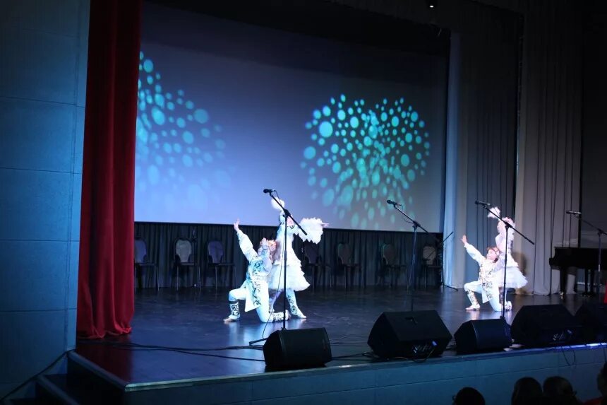 Цкр соль илецк. Центр культурного развития соль-илецк. Центр культурного развития соль-илецк. Центр культурного развития соль-илецк киноафиша. Цкр в соль илецке.