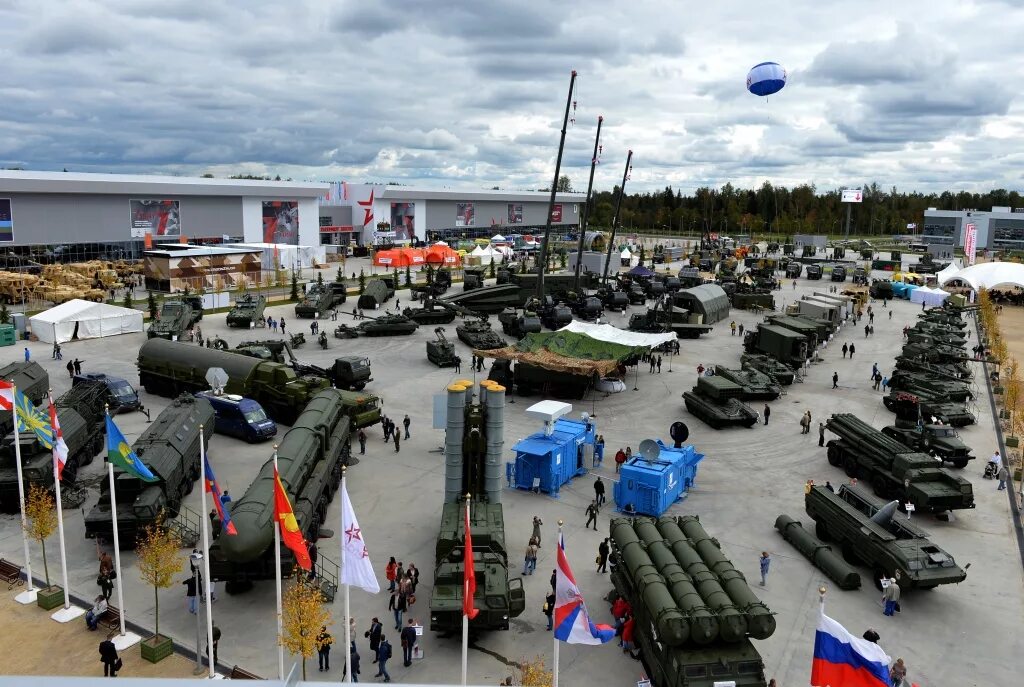 Парк патриот кубинка. Кубинка московская область музей патриот. Кубинка московская парк патриот. Военно патриотический парк кубинка. Выставочный центр патриот кубинка.