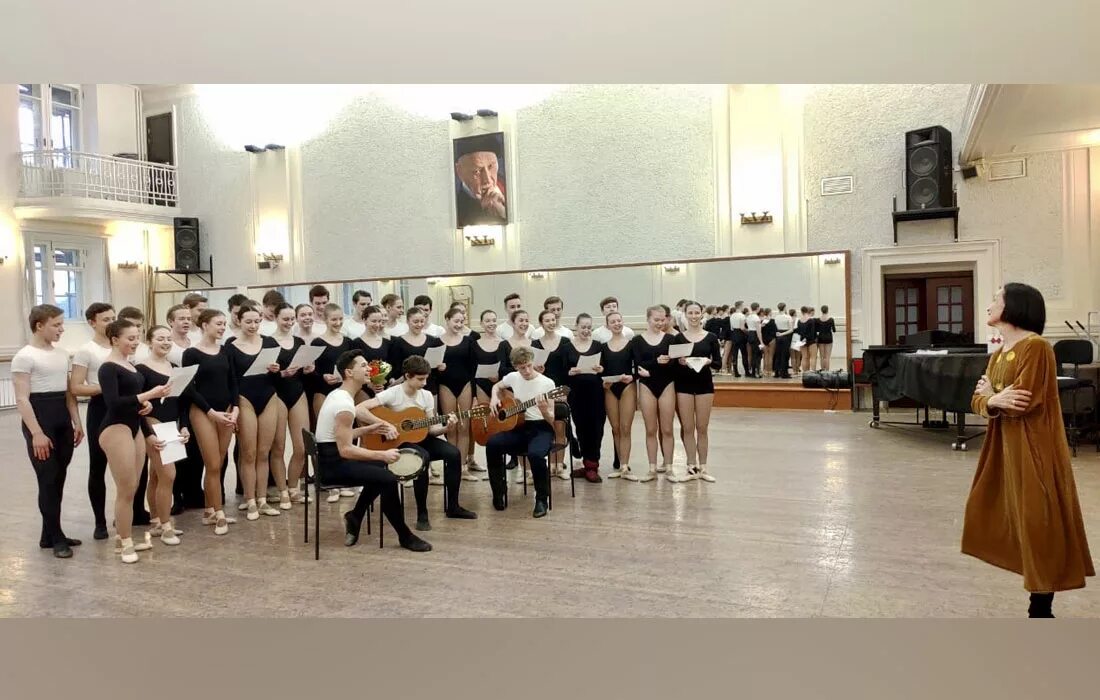 Школа студия при ансамбле. Школа студия при ансамбле