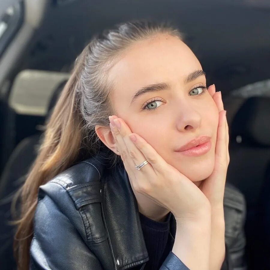 Karina tv. Karina tv. Karina tv. Karina tv. Zo'r tv блоггер.