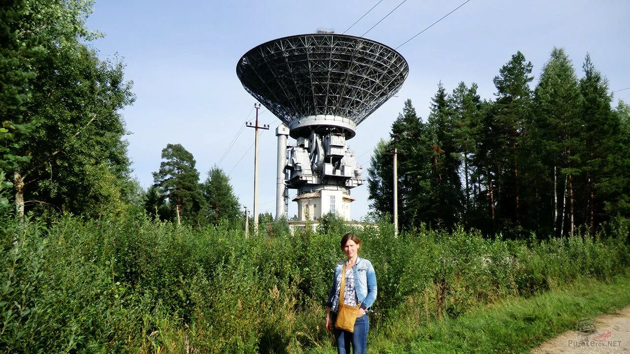 Радиоастрономическая обсерватория калязин. Локатор в калязине. Радиотелескоп калязин. Антенна в калязине. Радиотелескоп рт-64 в калязине.