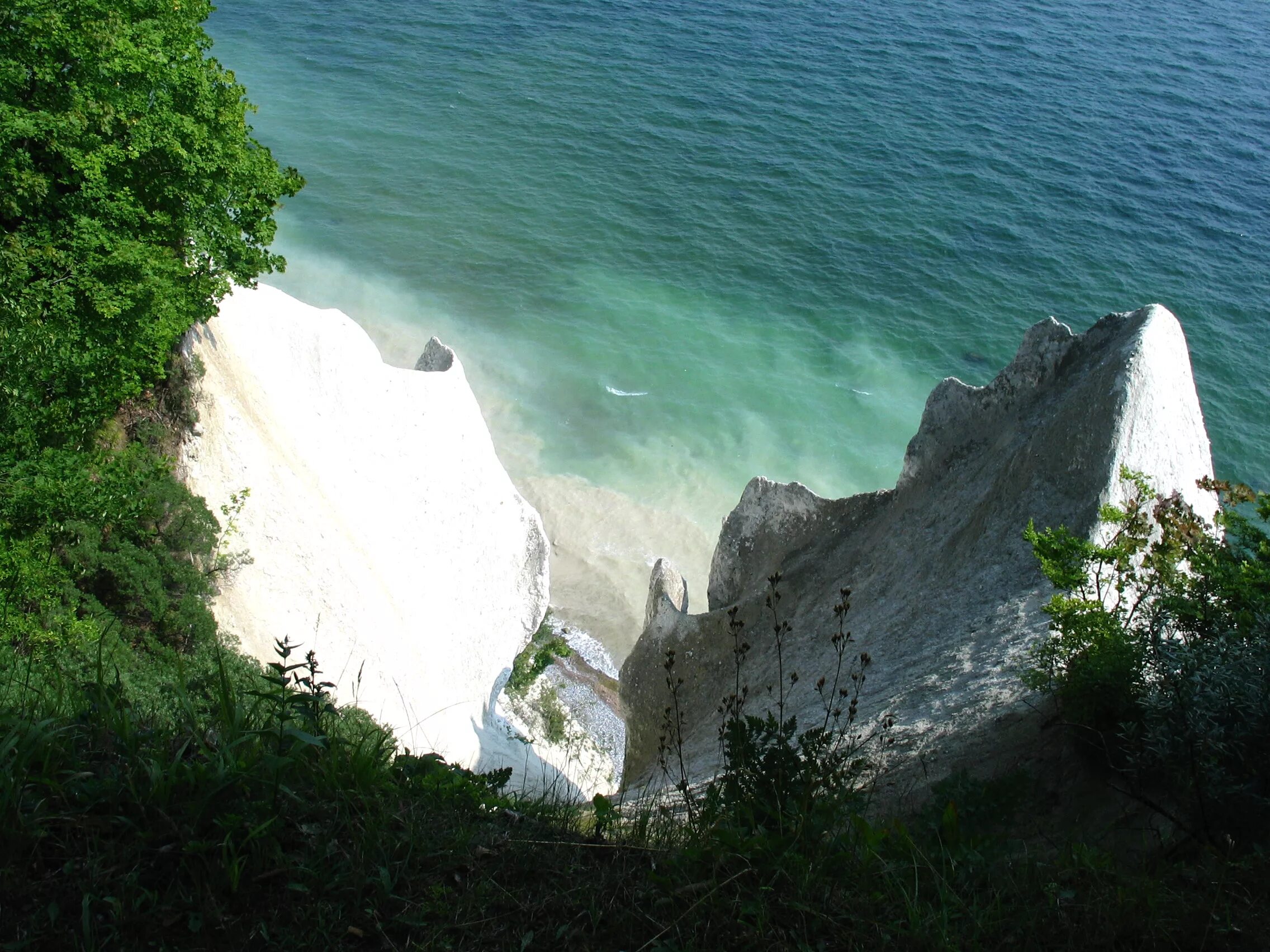 скалы семь сестер (seven sisters). меловые скалы дувра. дувр white cliffs. меловые холмы англия. мыс бичи хед великобритания.