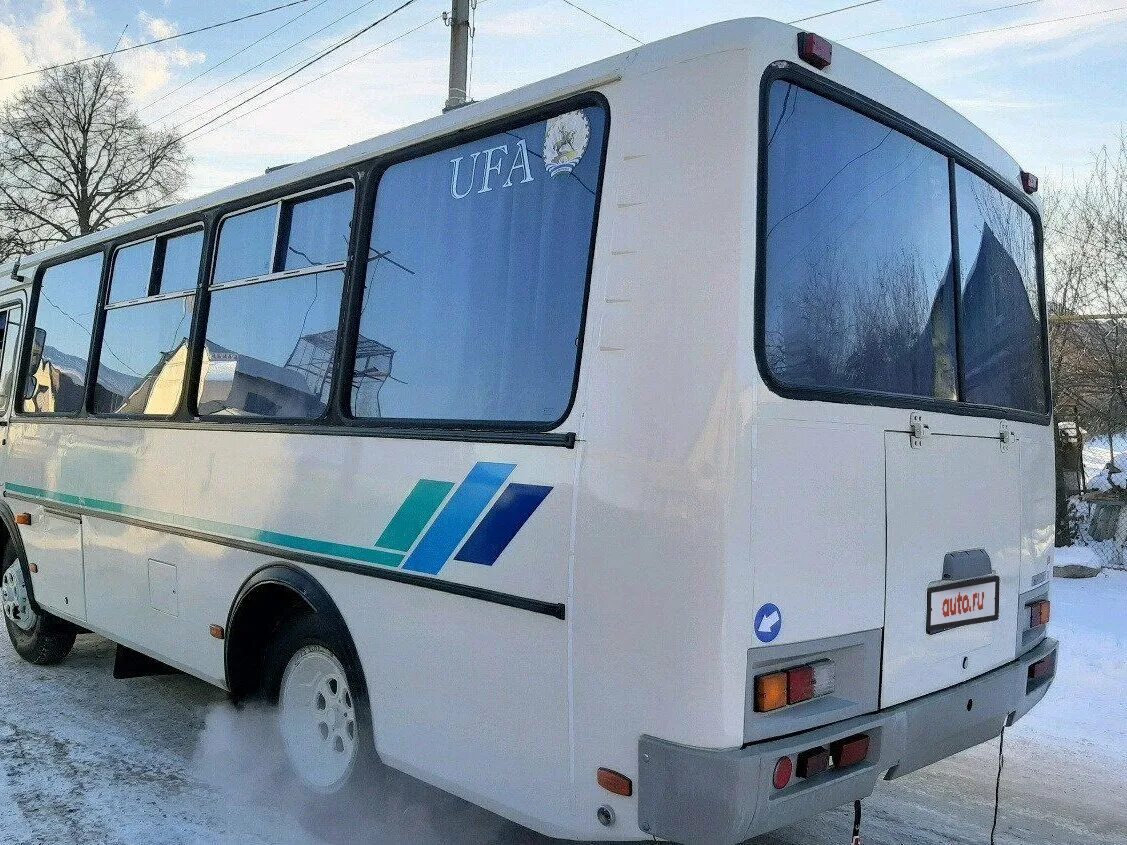 Авито автобусы бу паз. ПАЗ 3205 белый. ПАЗ 3205 дизель. ПАЗ-3205 2001 белый. ПАЗ ПАЗ 3205 2007.