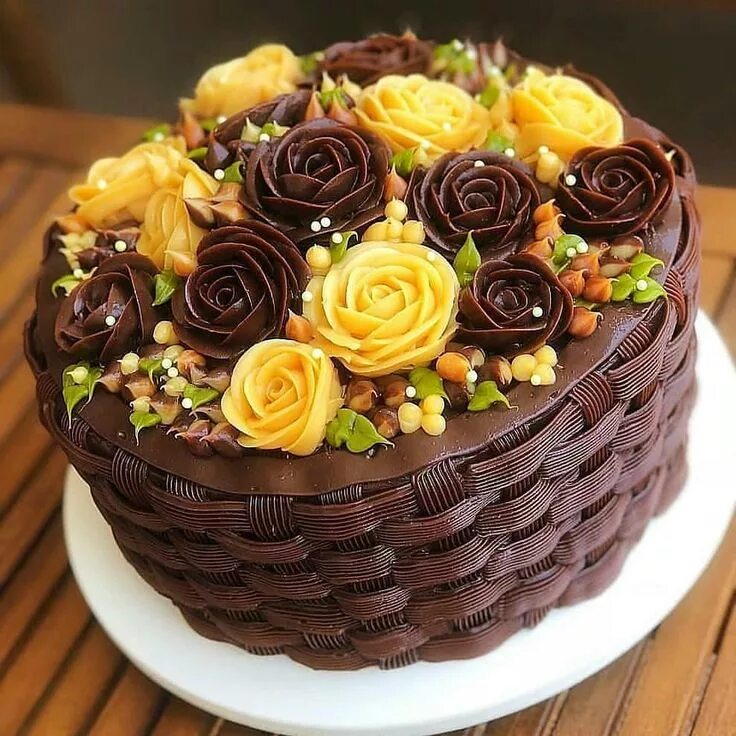 Cake decorating. Украшение торта. Оригинальное украшение торта. Красивый шоколадный торт. Украшение шоколадного торта.