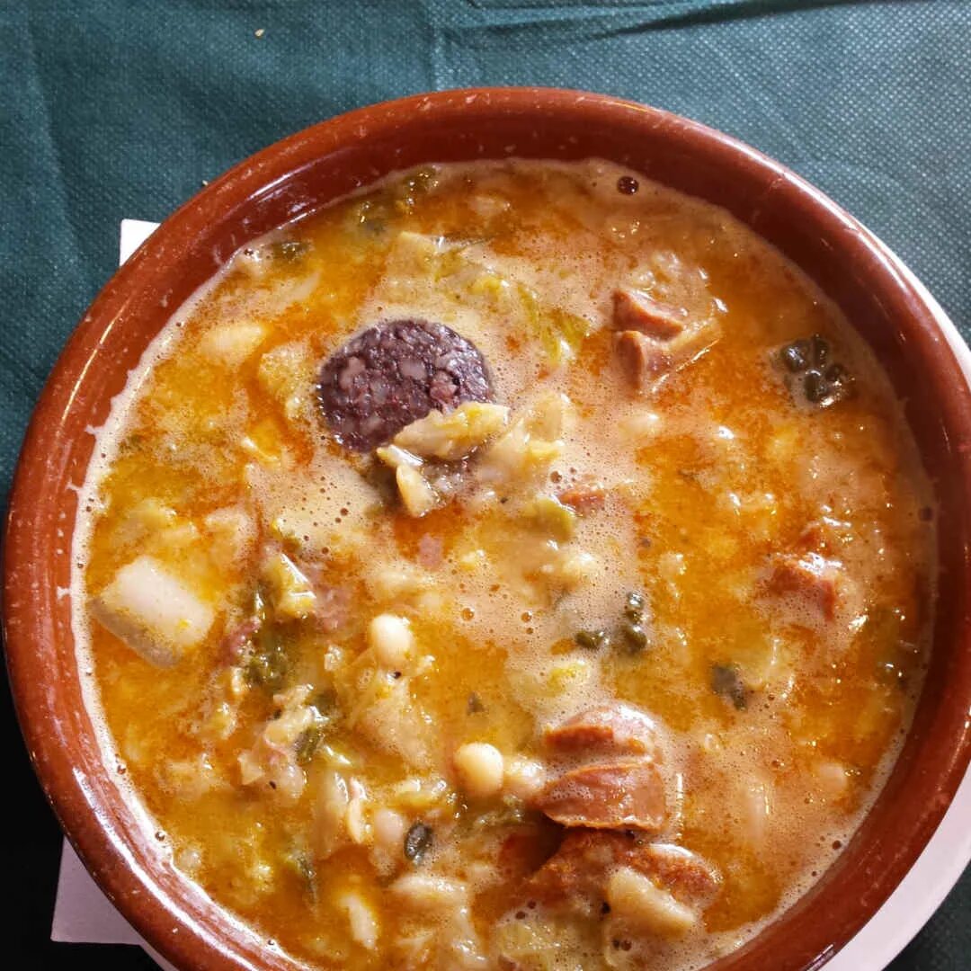 Говядина для супа. Минестроне с фрикадельками. Густая похлебка. Харчо. Суп минестроне классический.