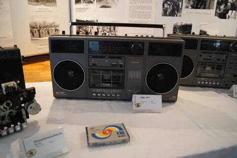 w:en:Creative Commons. creativecommons:by3.0deed.en. 