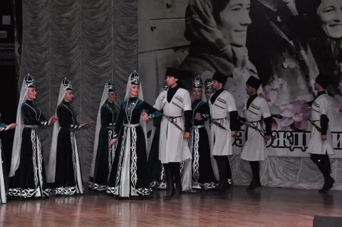 Национальный костюм балкарцев