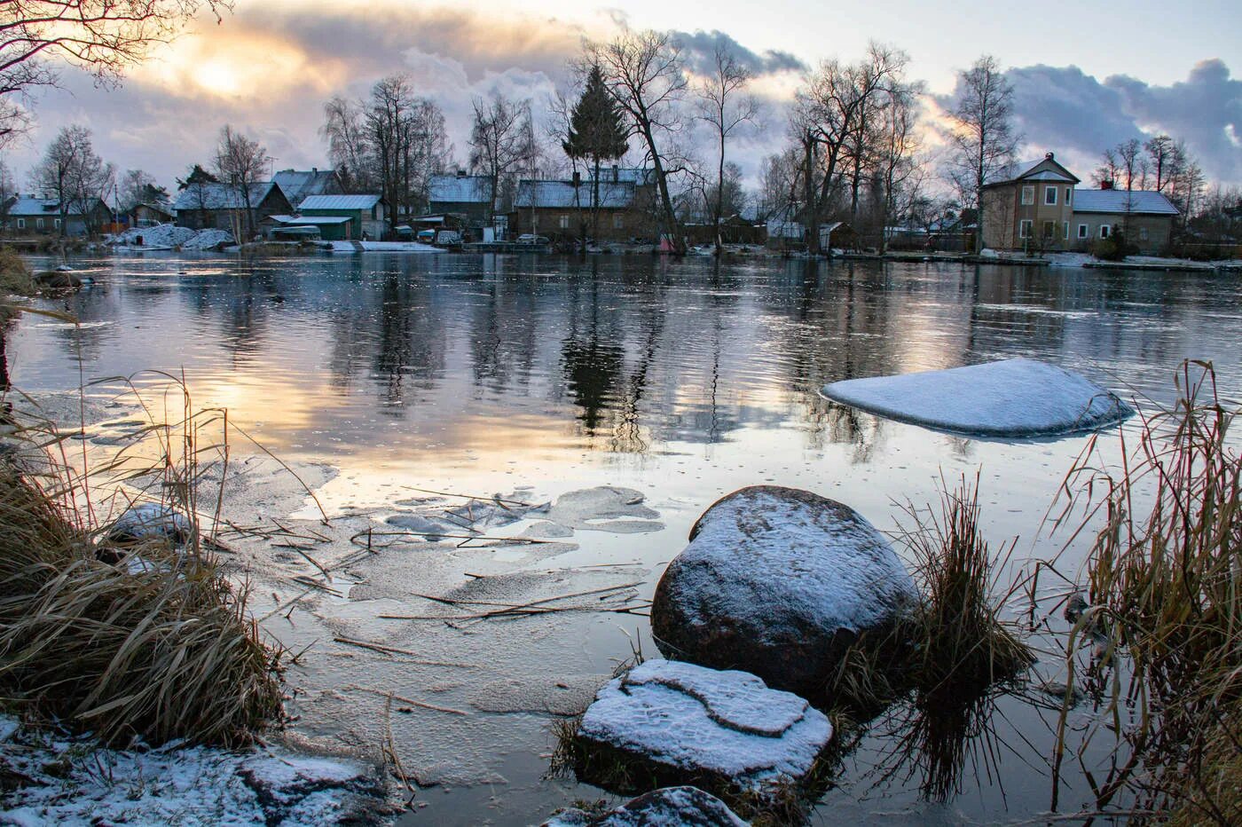 приозёрск ленинградской области. приозерск ленинградской области с высоты птичьего полета. погода в красноярске на неделю. крепость вуоксы в приозерске. приозерск лен ншрадская область.