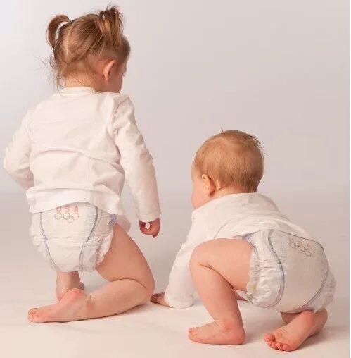 дошкольники в памперсах. большие дети в памперсах. Coolababy. малыш в памперсе. большой ребенок в памперсе.
