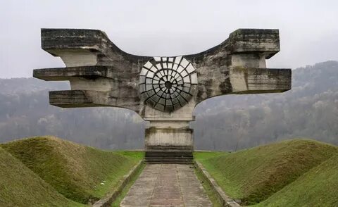 Мемориальное сооружение