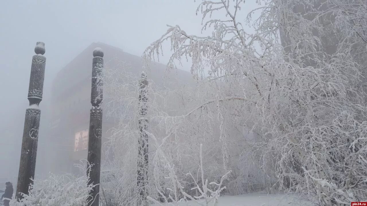 Суровый климат России. Якутия зимой. Якутск зима.