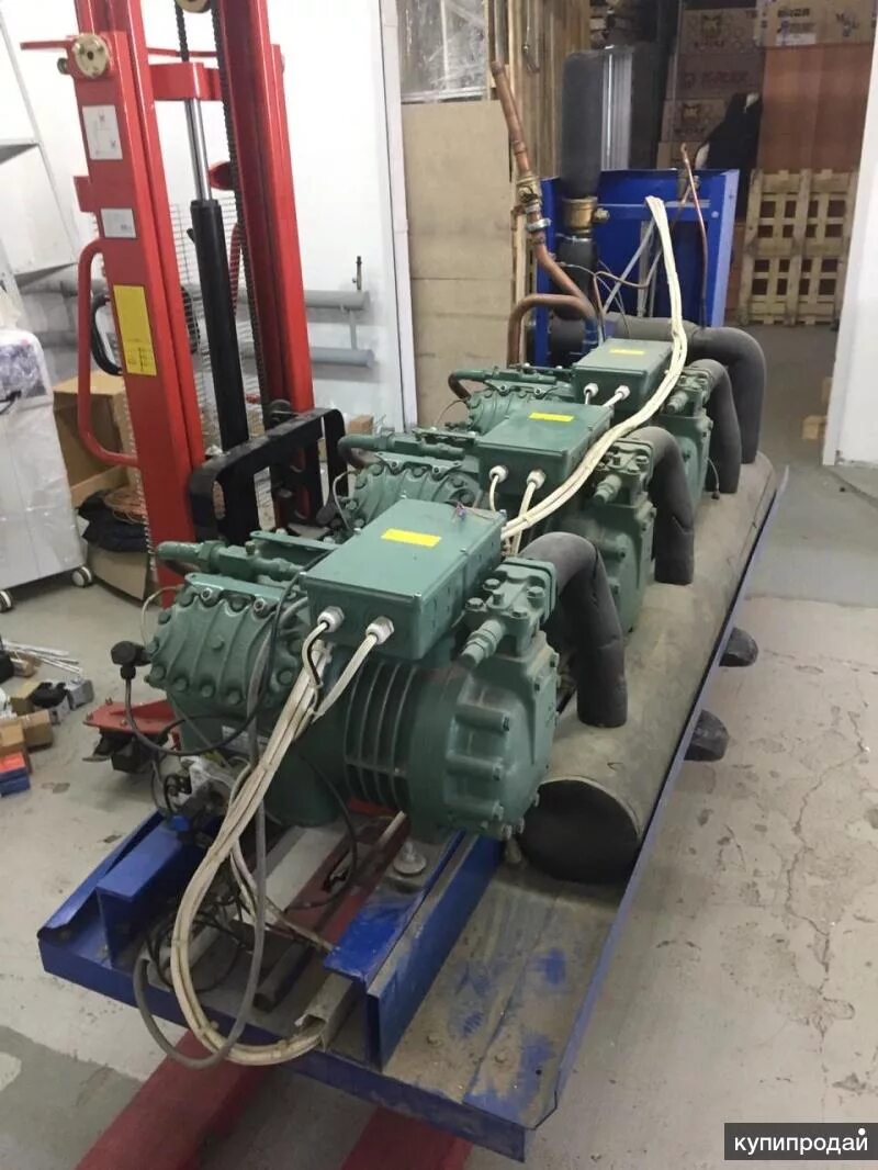 Холодильные централи bitzer. Bitzer холодильный агрегат 3. Отзывы централь. Bitzer 6fe-50y. Холодильная централь на трех биццерах.