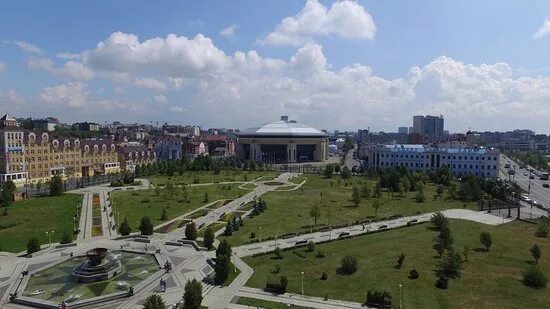 Фонтан миллениум казань. Парк 1000 казани. Казань парк тысячелетия казани. Парк тысячелетия адрес. Парк тысячелетия казань фонтан.
