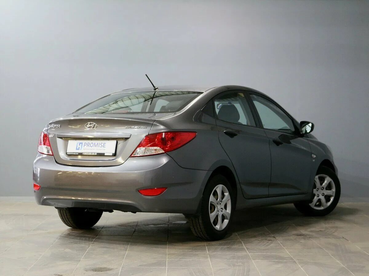 Солярис машина фото. Hyundai Solaris i35. Хендай Солярис 2010. Hyundai Solaris 1.5. Hyundai Solaris 1vs2.