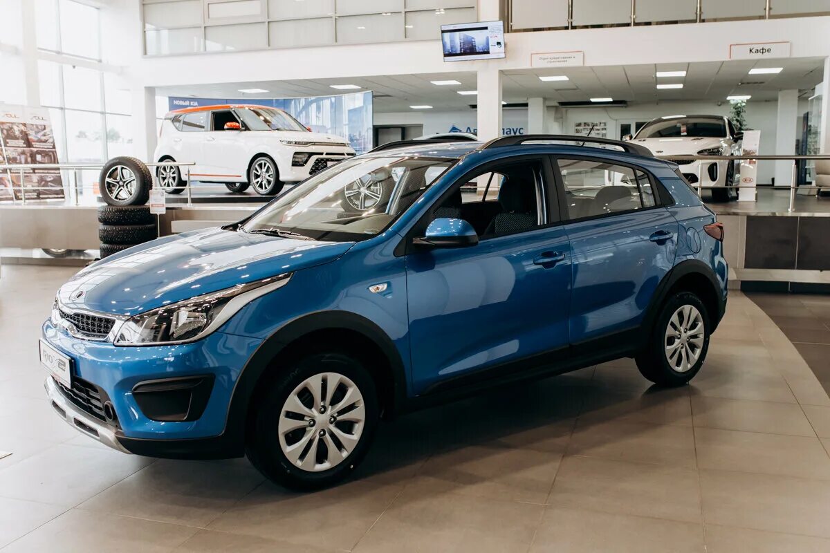 Кия лайн 2019. Kia Rio x-line. Kia x line 2019. Rio x line 2019. Киа Рио х-лайн 2019 комплектации.