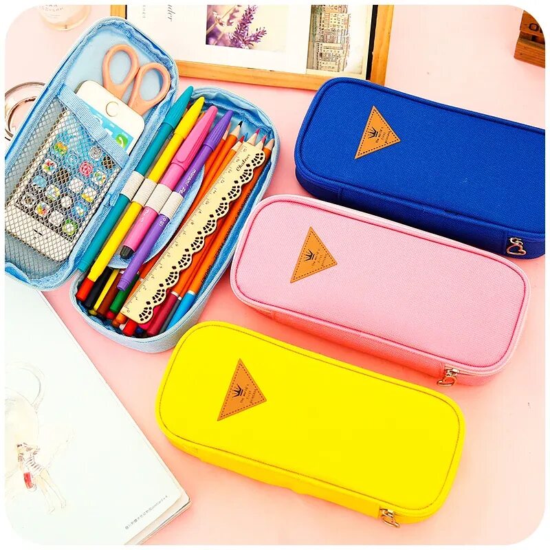 Pencil 2 case. Школьные принадлежности. Школьные принадлежнос. Канцелярия для школы. Канцелярия в пенале.