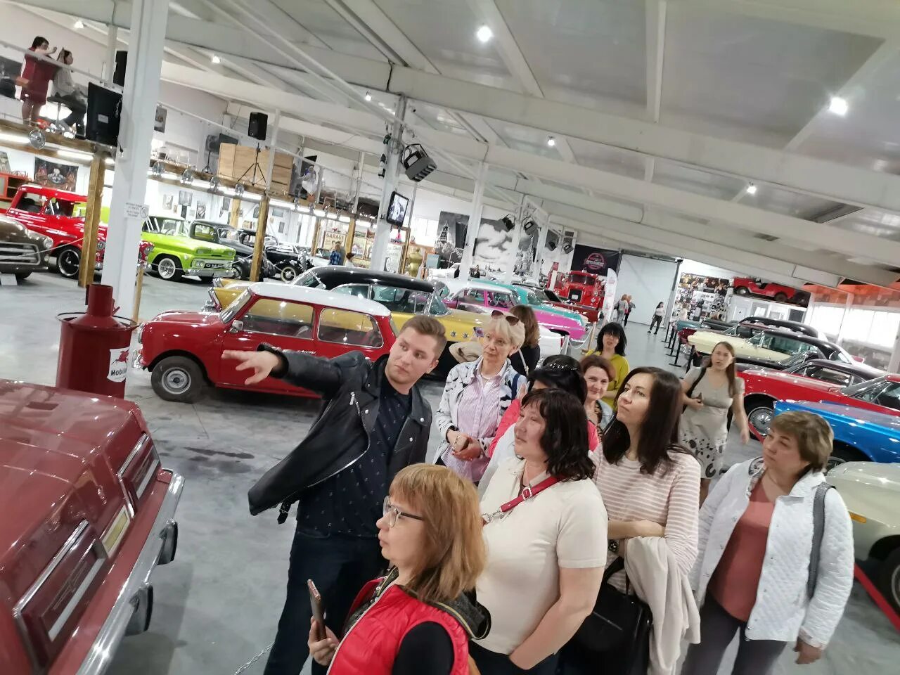 Авто ранчо казань. Авто ранчо казань. Выставка автомобилей. Музей автокомбинат в цыплино. Музей автокомбинат москва.