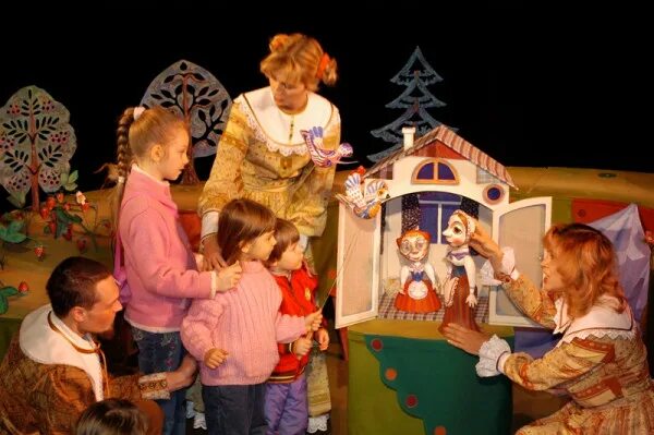 Кукольный театр сергея образцова венера. Посещение театра кукол. Посещение театра кукол. Кукольный театр нальчик. Посещение театра кукол.