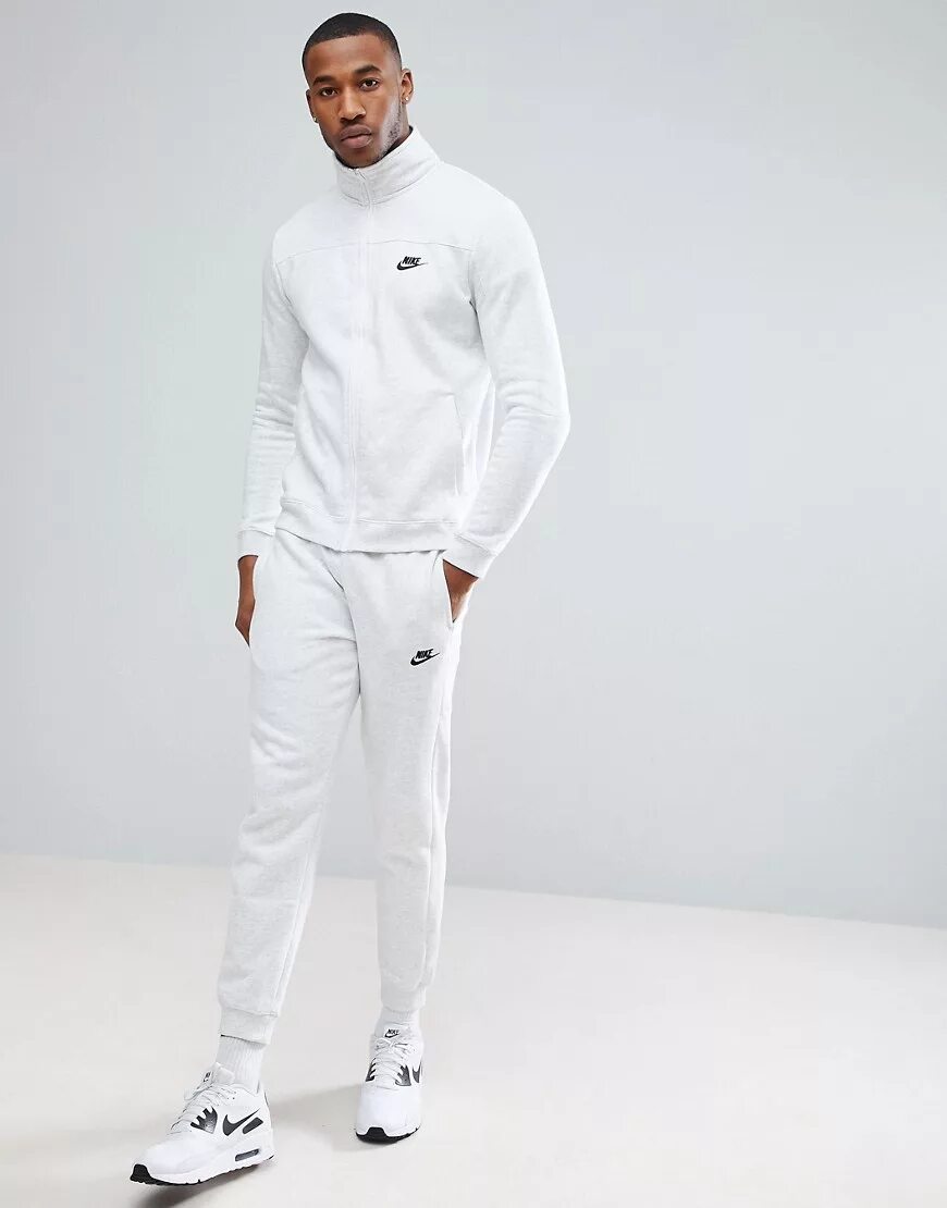 Спортивныйбелый уостем. Adidas zne спортивный костюм мужской. N. Белый спорт костюм мужской. Классический спортивный костюм мужской белый.