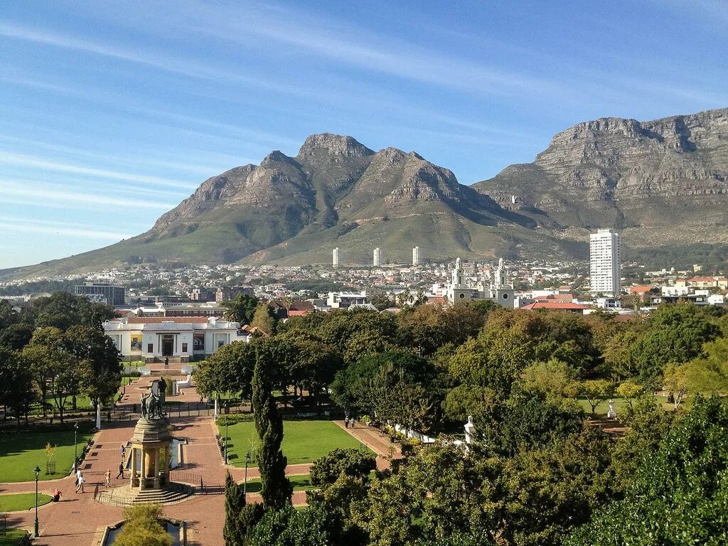 Столовая гора кейптаун. Столовая гора кейптаун. Столовая гора кейптаун. Кейптаун тейбл маунтин. Столовая гора кейптаун.