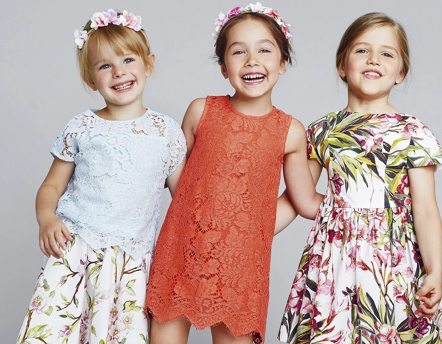 Dolce gabbana kids 2017. Дольче габбана kids 2022. Дольче габбана детская одежда 2021. Dolce kids. Dolce kids.