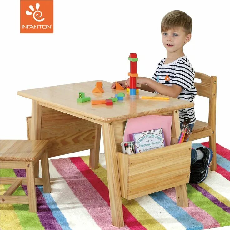 Играть со столом. Детский деревянный стол. Столик детский деревянный. Детские столики для занятий. Столик со стульчиком для детей деревянные.