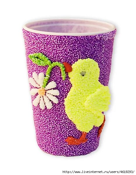 поделка из стаканчика одноразового и пластилина. украшаем канцелярию пластилином. лепка из шарикового пластилина для детей. стаканчики из пластилина. обмазывание пластилином.