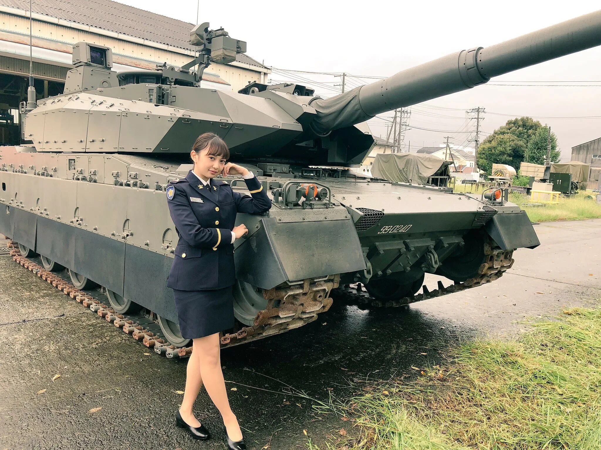 Тип 10 девушка. Type 10 танк. тип 10 танк япония. mitsubishi type 10. type 10 mbt mitsubishi.