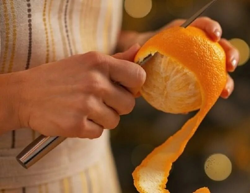 Человек кожура. Апельсиновая кожура. Апельсиновая корка. Цедра цитрусовых.