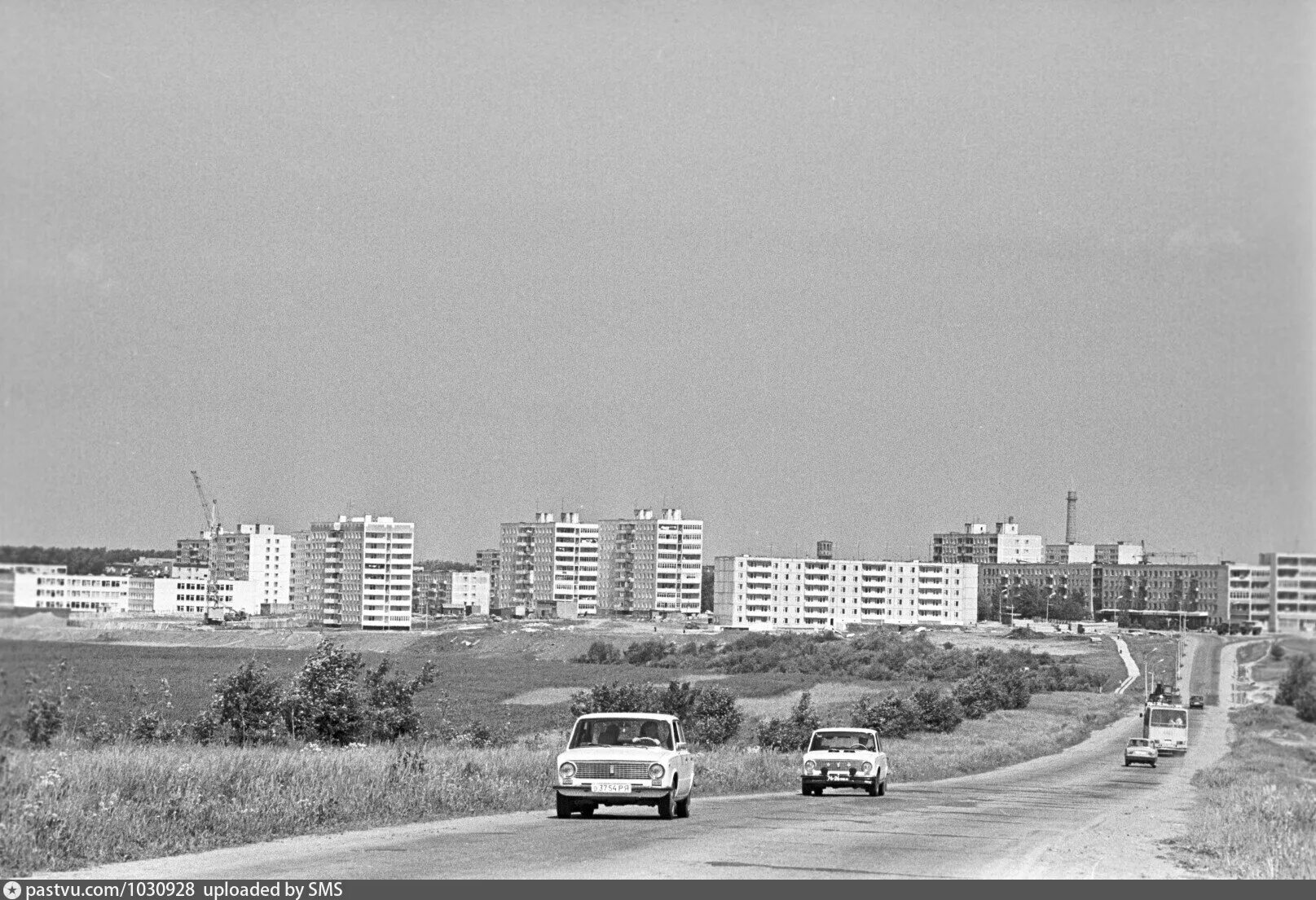Дк старт луховицы. История луховиц. Луховицы 1970. Зарайск жд вокзал. Луховицы пос белоомут.