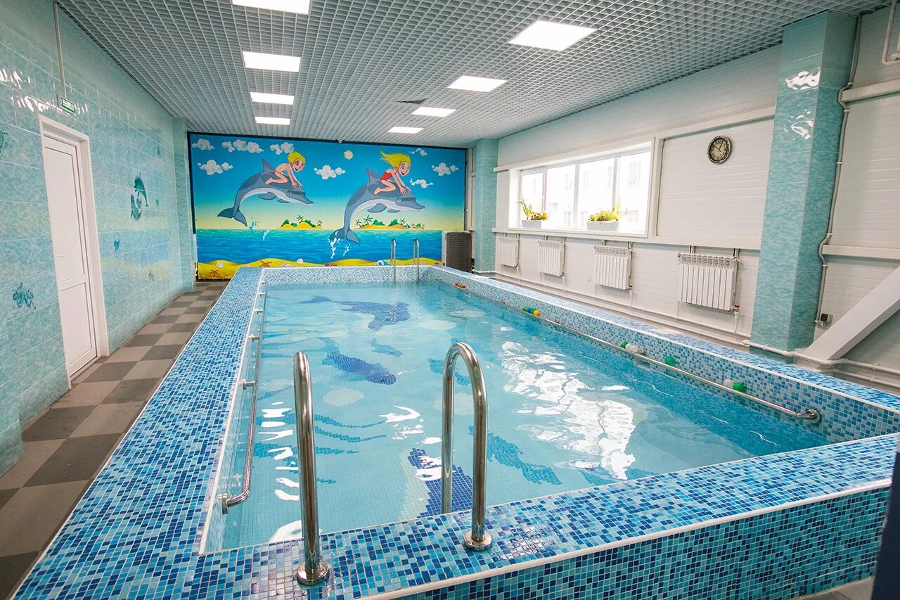 Бассейны хабаровска адреса. Бассейн лайм хабаровск открытый. Бассейн наутилус хабаровск. World class хабаровск восточное шоссе бассейн. Бассейн лайм хабаровск.