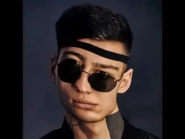 Люди похожие на матранга. Видео матранга в лесу тг. Матранг цой. Матранга без футболки. Тату матранга.