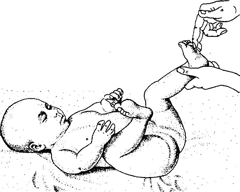 Рефлекс упражнение. Рефлекторное сгибание и разгибание стоп. Рефлекторные упражнения для младенцев. Массаж младенца схема. Рефлекторное упражнение для стоп ребенка.